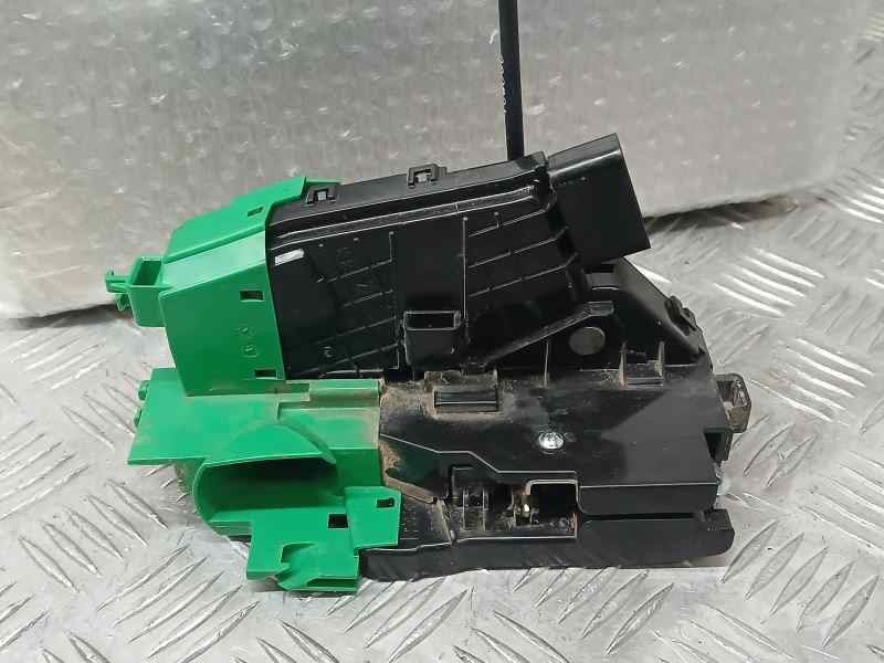 Recambio de cerradura puerta delantera derecha para hyundai i30 (pd) essence referencia OEM IAM 81320G3050  ELECTRICA