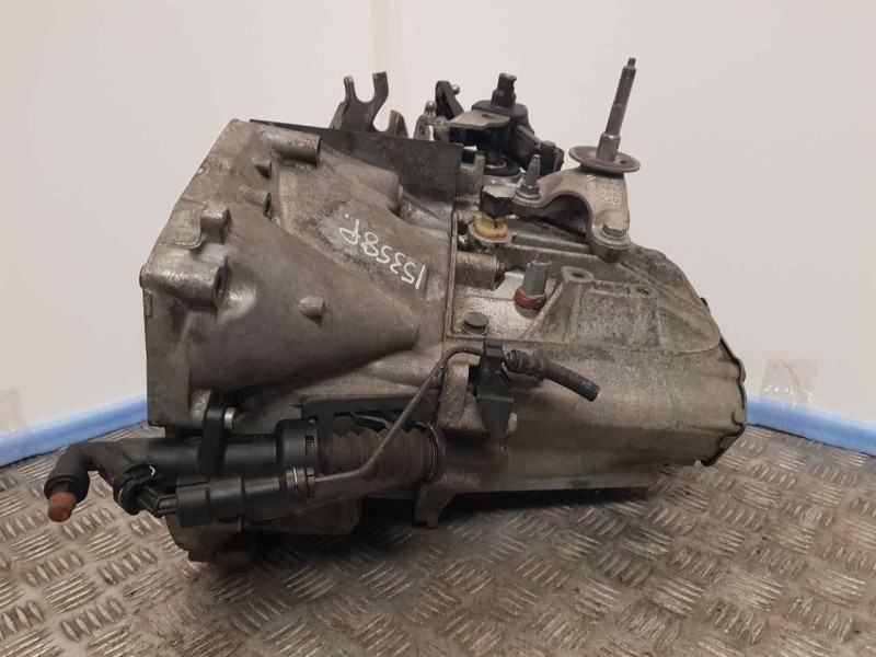 Recambio de caja cambios para peugeot 3008 sport pack referencia OEM IAM 20MB26 0830092 6VELOCIDADES