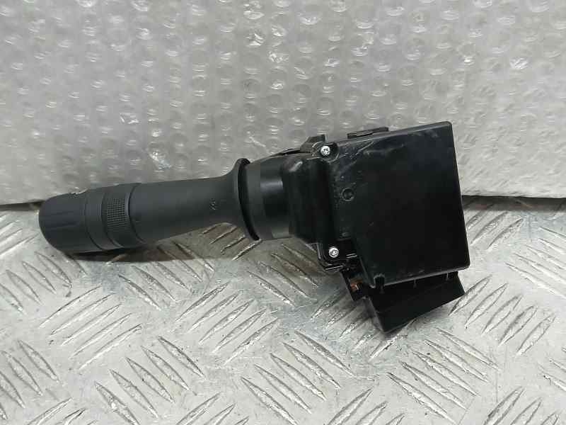 Recambio de mando limpia para toyota auris active referencia OEM IAM 0267017F858  