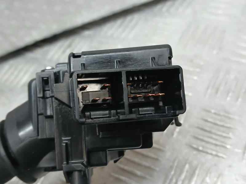 Recambio de mando limpia para toyota auris active referencia OEM IAM 0267017F858  