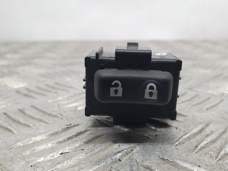 Recambio de interruptor para lexus ct 200h referencia OEM IAM SIN REF  DEL DER