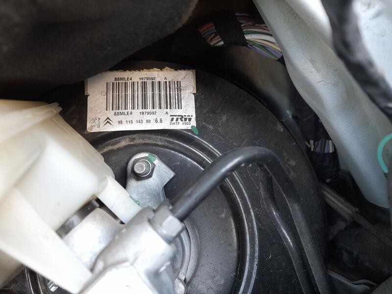Recambio de servofreno para citroën c3 iii (sx) 1.2 vti 82 referencia OEM IAM 9811514380  