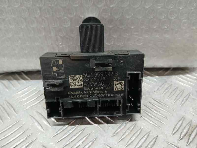 Recambio de modulo confort para seat leon st (5f8) fr referencia OEM IAM 5Q4959592 A2C7392900300 DELANTERO DERECHO