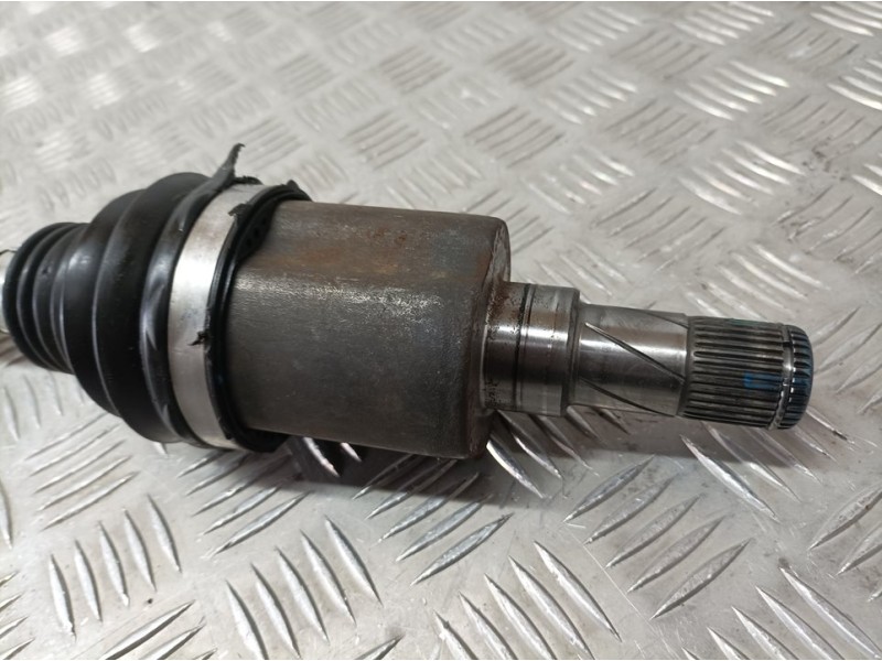 Recambio de transmision delantera izquierda para mg zs 1.0 t-gdi referencia OEM IAM 10708947 830514591 FUELLE INTERIOR ROTO