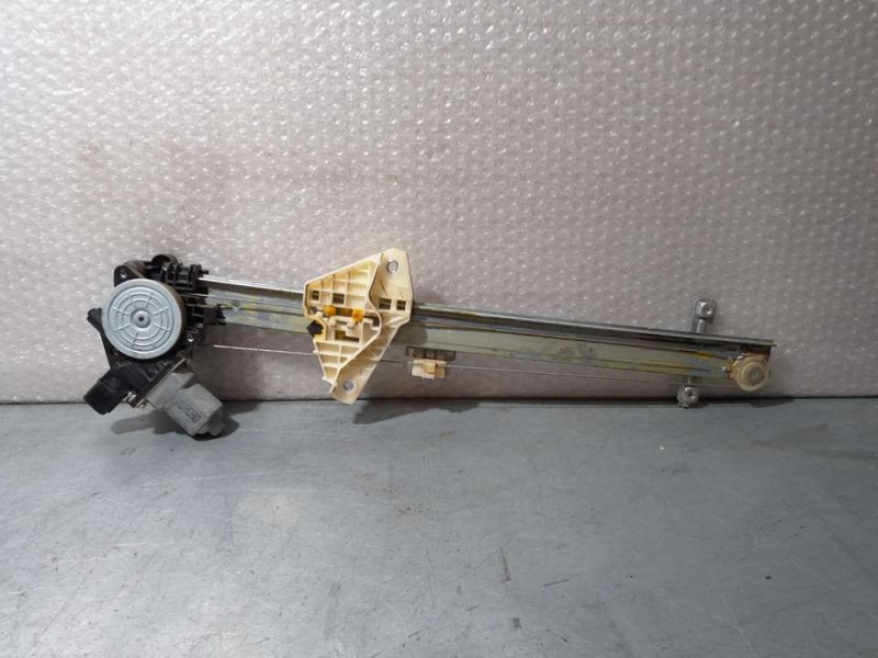 Recambio de elevalunas delantero derecho para subaru xv active referencia OEM IAM   ELECTRICO 2 PINES