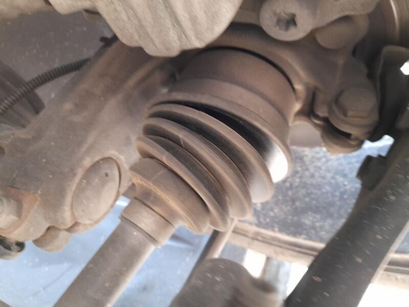 Recambio de transmision delantera izquierda para citroën c3 iii (sx) 1.2 vti 82 referencia OEM IAM 9803019580  