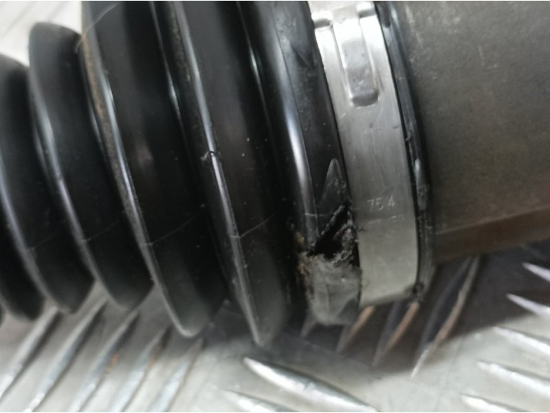 Recambio de transmision delantera izquierda para mg zs 1.0 t-gdi referencia OEM IAM 10708947 830514591 FUELLE INTERIOR ROTO