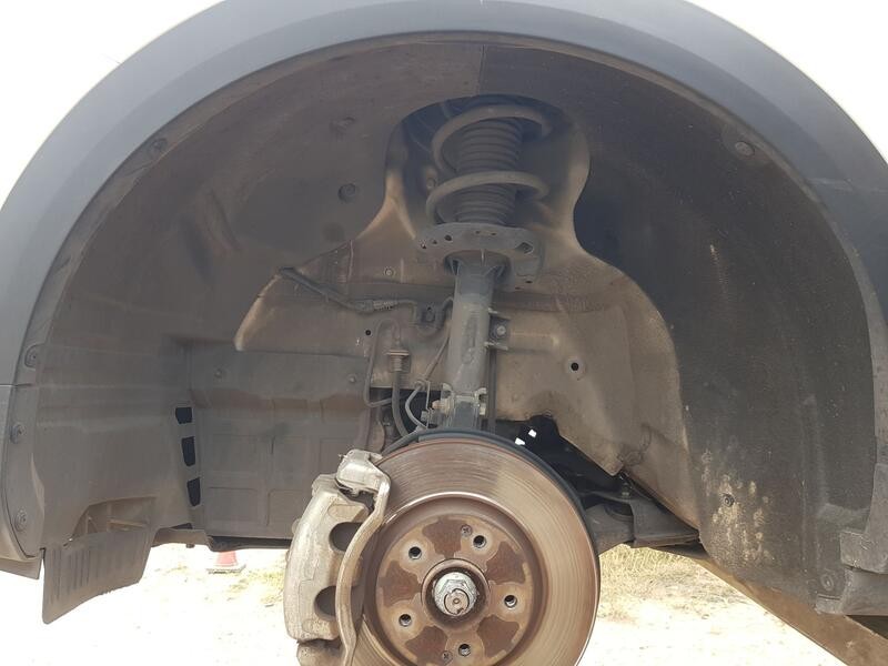 Recambio de plastico pase rueda del. izq. para ssangyong korando (c300) 1.5 referencia OEM IAM 7971037002  