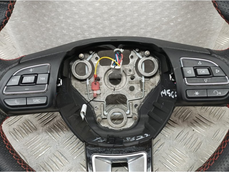 Recambio de volante para mg zs 1.0 t-gdi referencia OEM IAM 11237276  PIEL SIN REFERENCIA