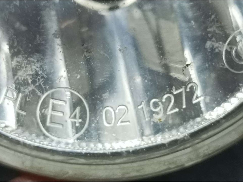 Recambio de faro antiniebla izquierdo para peugeot 3008 sport pack referencia OEM IAM 19272  