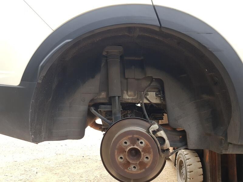 Recambio de plastico pase rueda tras. dch. para ssangyong korando (c300) 1.5 referencia OEM IAM 7974637000  