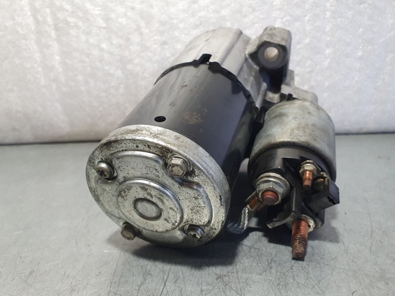 Recambio de motor arranque para citroën c4 picasso exclusive referencia OEM IAM 966352888001 M000T22471 MITSUBISHI