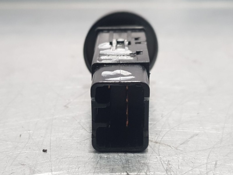 Recambio de interruptor para hyundai ix35 comfort 2wd referencia OEM IAM 937202S000  BOTON LUNETA TERMICA DELANTERA