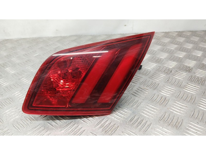 Recambio de piloto trasero derecho interior para peugeot 308 ii (lb_, lp_, lw_, lh_, l3_) 1.5 bluehdi 100 referencia OEM IAM 967