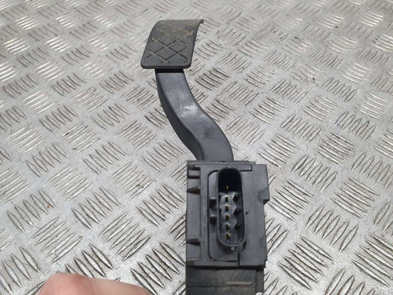 Recambio de potenciometro pedal para seat ibiza (kj1) reference referencia OEM IAM 2Q1723503  