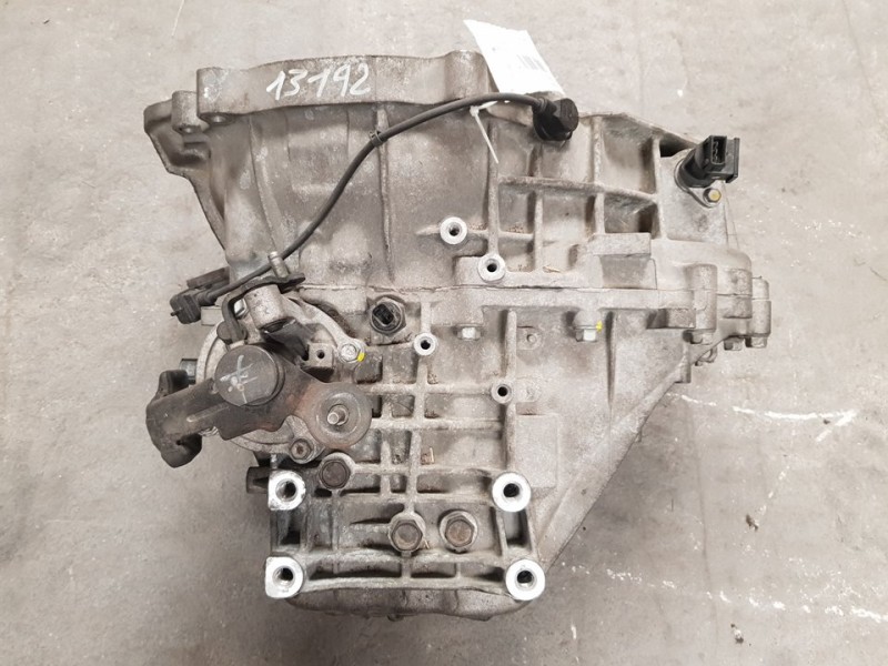 Recambio de caja cambios para kia cee´d drive referencia OEM IAM WAJ6H 404173 6VELOCIDADES