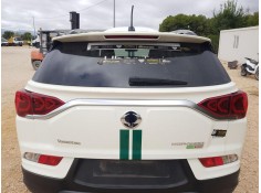 Recambio de porton trasero para ssangyong korando (c300) 1.5 referencia OEM IAM 6401137000  