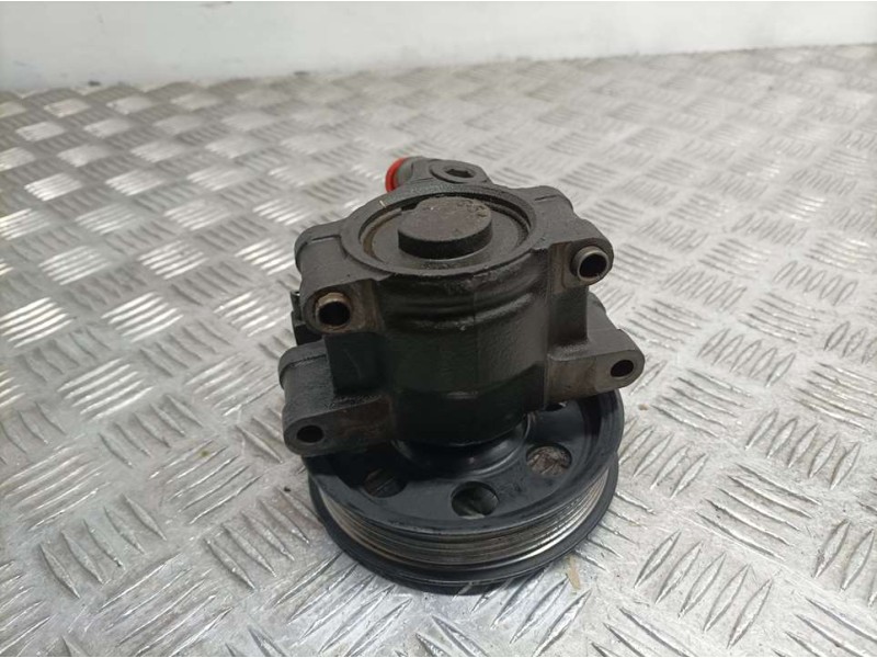 Recambio de bomba direccion para ford focus berlina (cak) ghia referencia OEM IAM HBDCX 9CC0502 