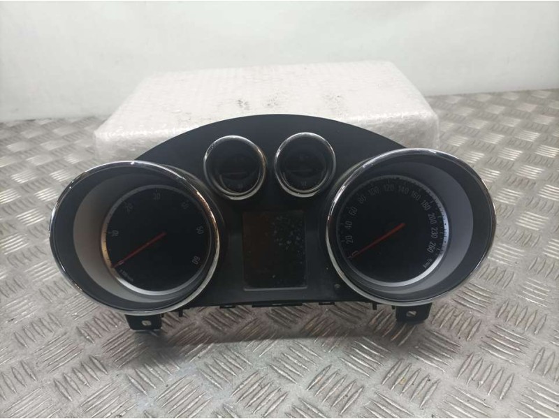 Recambio de cuadro instrumentos para opel zafira tourer excellence referencia OEM IAM 13460581 600775881 