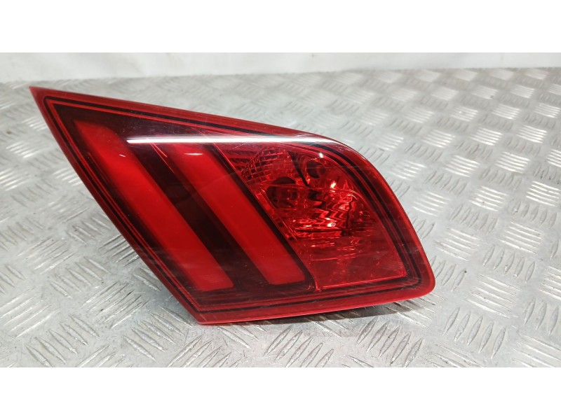 Recambio de piloto trasero izquierdo interior para peugeot 308 ii (lb_, lp_, lw_, lh_, l3_) 1.5 bluehdi 100 referencia OEM IAM 9