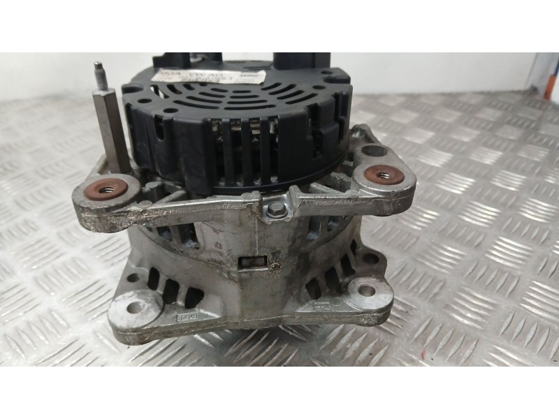 Recambio de alternador para seat ibiza iv (6j5, 6p1) 1.4 referencia OEM IAM 037903025T VALEO SG0B024