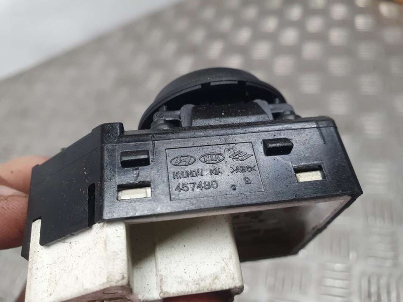 Recambio de mando retrovisor para kia cee´d drive referencia OEM IAM 457480  
