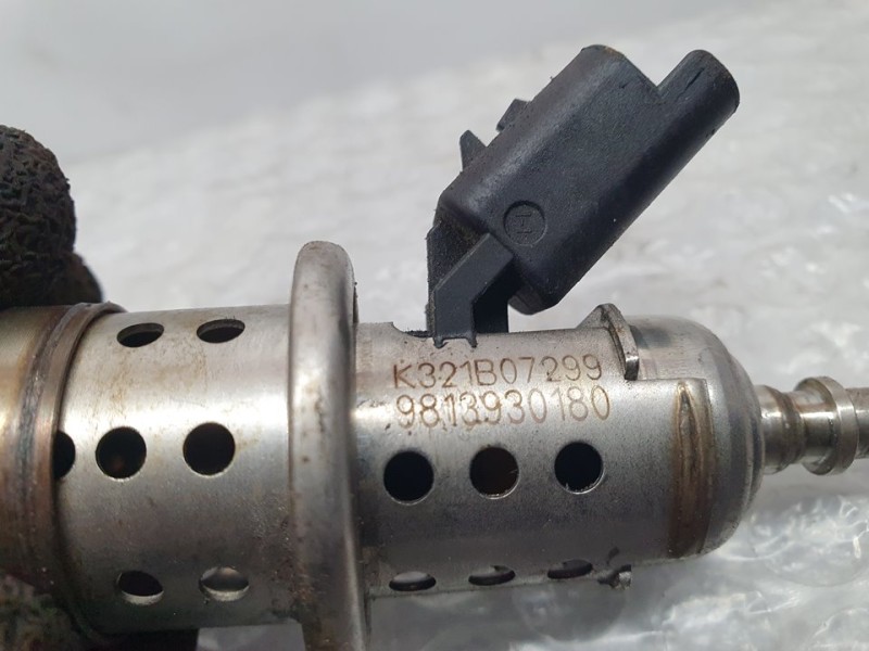 Recambio de inyector adblue para opel grandland x design line referencia OEM IAM 9813930180 K321B07299 