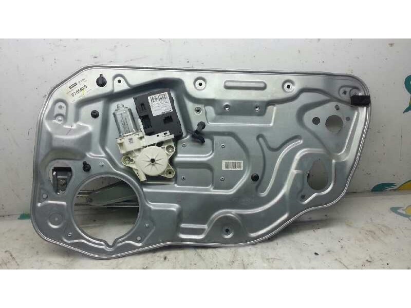 Recambio de elevalunas delantero derecho para volvo s40 berlina 2.0 d kinetic referencia OEM IAM  14 Y 16 PINS ELECTRICO