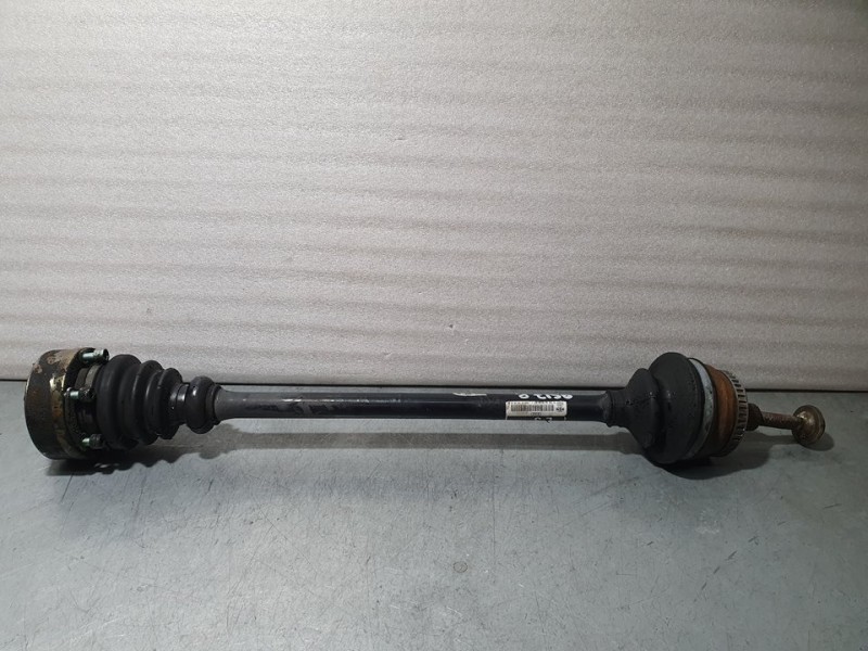 Recambio de transmision trasera derecha para audi a6 berlina (4b2) 2.5 tdi quattro referencia OEM IAM 4B0501203  