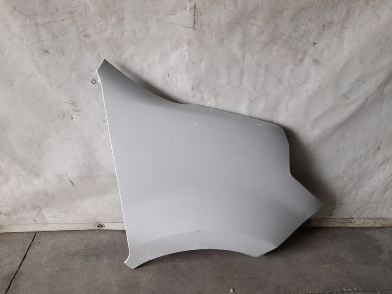 Recambio de aleta delantera derecha para nissan nv 400 l1h1 3,3t pro referencia OEM IAM 6311200Q0H  