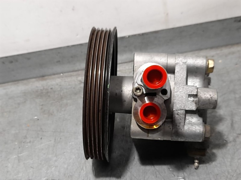 Recambio de bomba direccion para mazda 626 berlina (gf) 2.0 fe referencia OEM IAM   