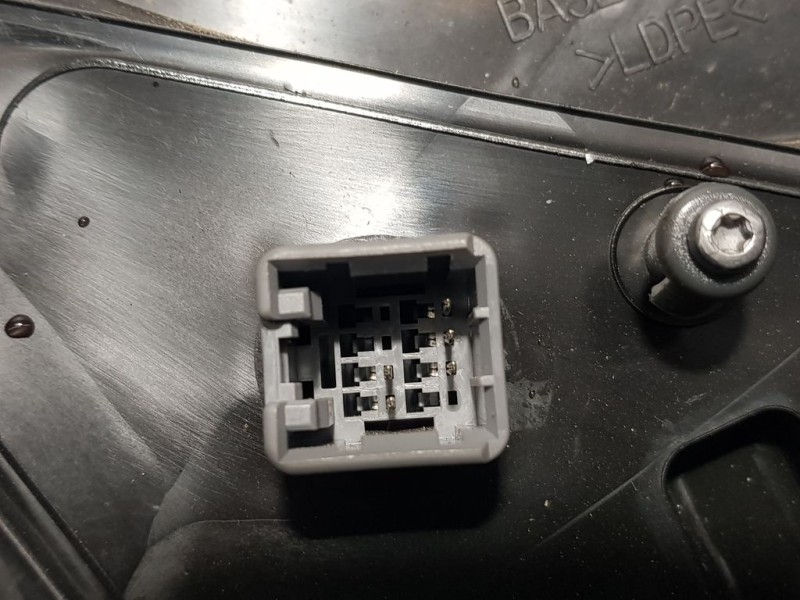 Recambio de retrovisor izquierdo para kia cee´d drive referencia OEM IAM 876101H2559S  ELECTRICO 5 PINS