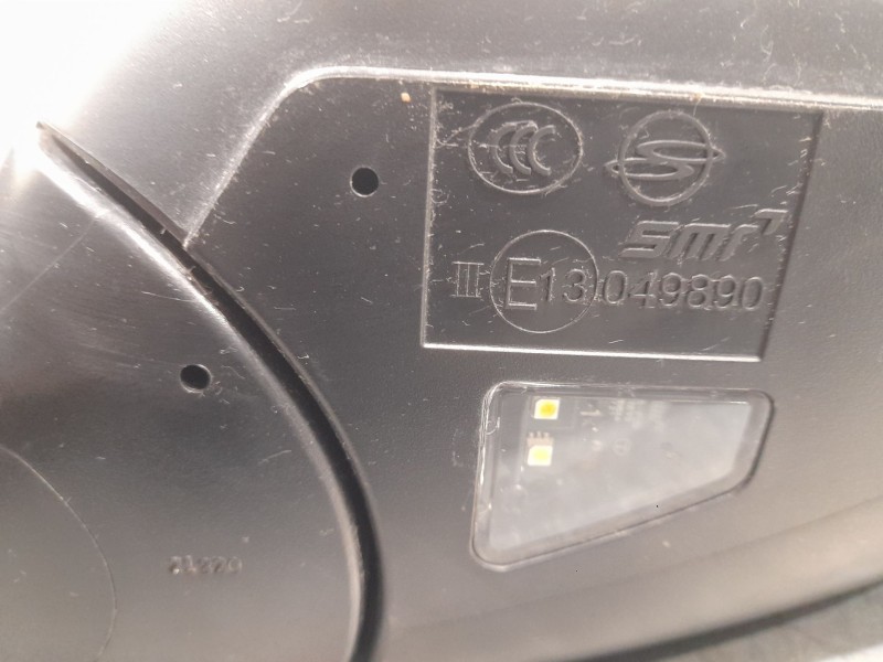 Recambio de retrovisor derecho para ssangyong korando (c300) 1.5 referencia OEM IAM E13049890 ELECTRICO SMR