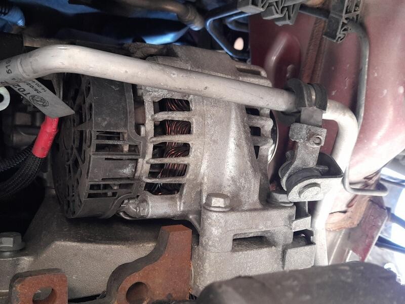 Recambio de alternador para fiat 500l (351_, 352_) 1.4 (199lyb1b) referencia OEM IAM 51859039  