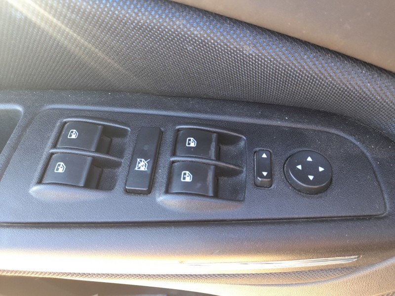 Recambio de mando elevalunas delantero izquierdo para fiat bravo ii (198_) 1.9 d multijet (198axc1b) referencia OEM IAM 73544102