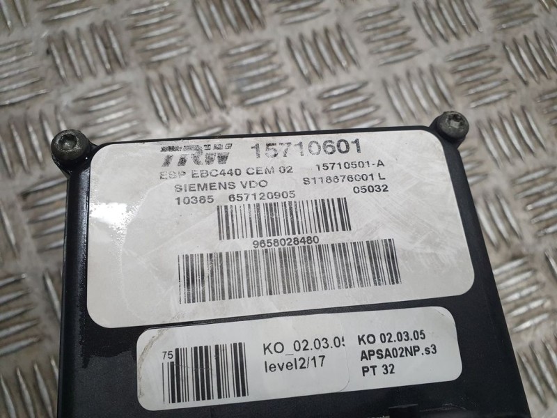 Recambio de abs para peugeot 407 st sport referencia OEM IAM 9658028480  