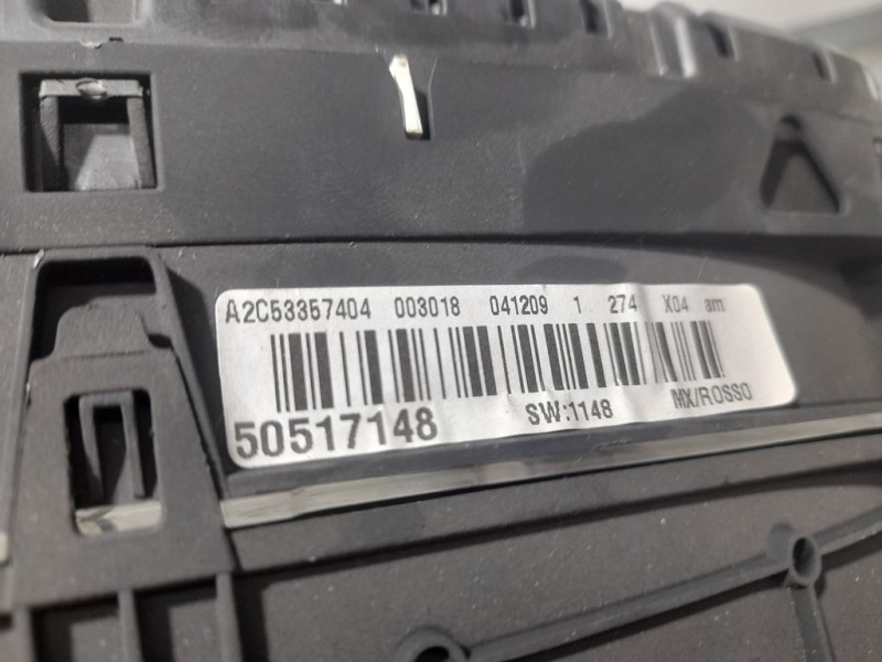 Recambio de cuadro instrumentos para alfa romeo mito (145) distinctive referencia OEM IAM 50517148 A2C53357404 CONTINENTAL