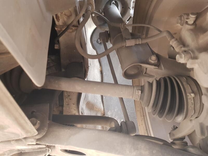 Recambio de transmision delantera izquierda para ssangyong korando (c300) 1.5 referencia OEM IAM 4130037100  