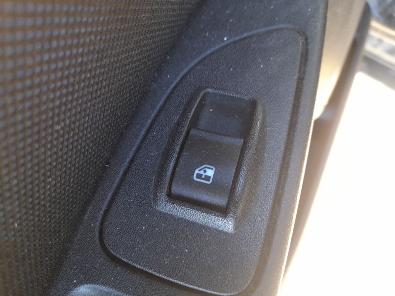 Recambio de mando elevalunas trasero izquierdo para fiat bravo ii (198_) 1.9 d multijet (198axc1b) referencia OEM IAM 735441028 