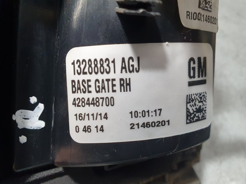 Recambio de piloto trasero derecho para opel zafira tourer excellence referencia OEM IAM 13288831 428448700 INTERIOR