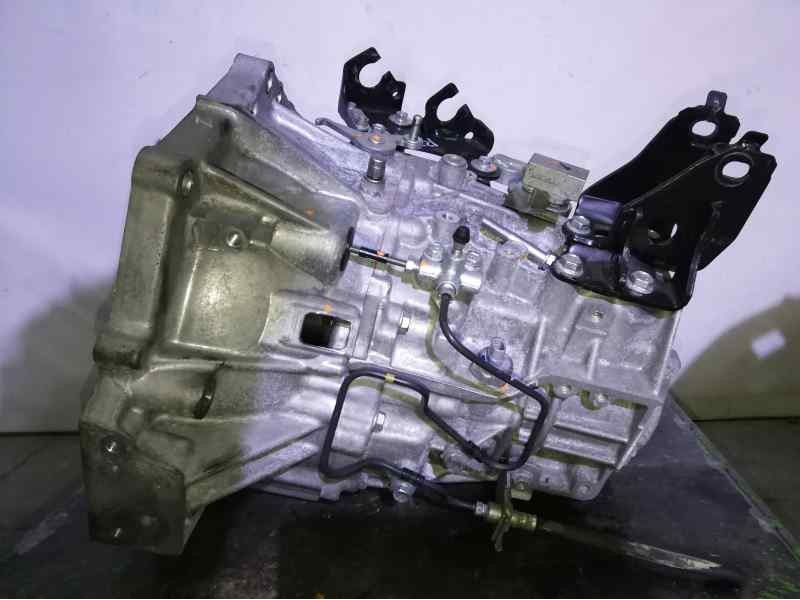 Recambio de caja cambios para toyota yaris active referencia OEM IAM 303000D510  6 VELOCIDADES
