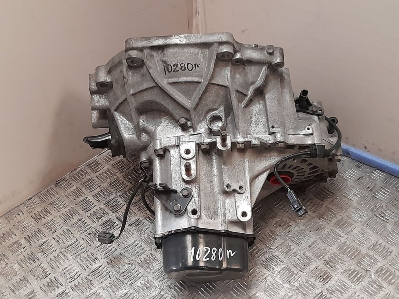 Recambio de caja cambios para mazda 626 berlina (gf) 2.0 fe referencia OEM IAM G56017100F  5VELOCIDADES