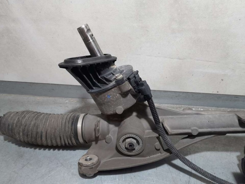 Recambio de cremallera direccion para volkswagen golf vii lim. (bq1) comfortline referencia OEM IAM 5Q1423051BA 7817974547 ELECT