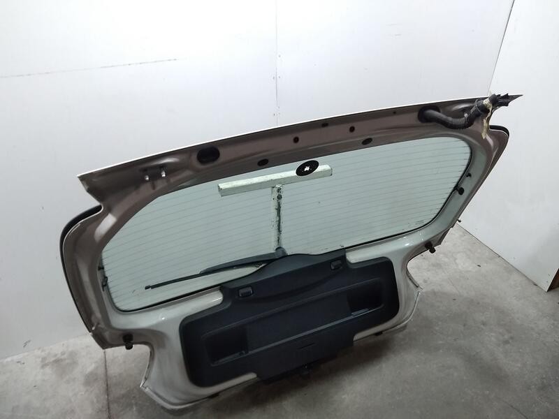 Recambio de porton trasero para seat ibiza (6j5) reference referencia OEM IAM 6J4827024A  