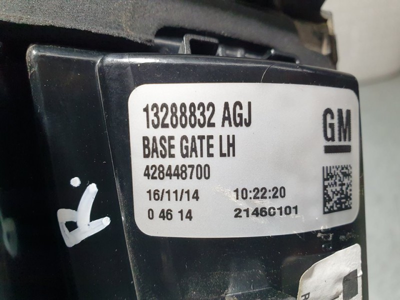 Recambio de piloto trasero izquierdo para opel zafira tourer excellence referencia OEM IAM 13288832 428448700 INTERIOR