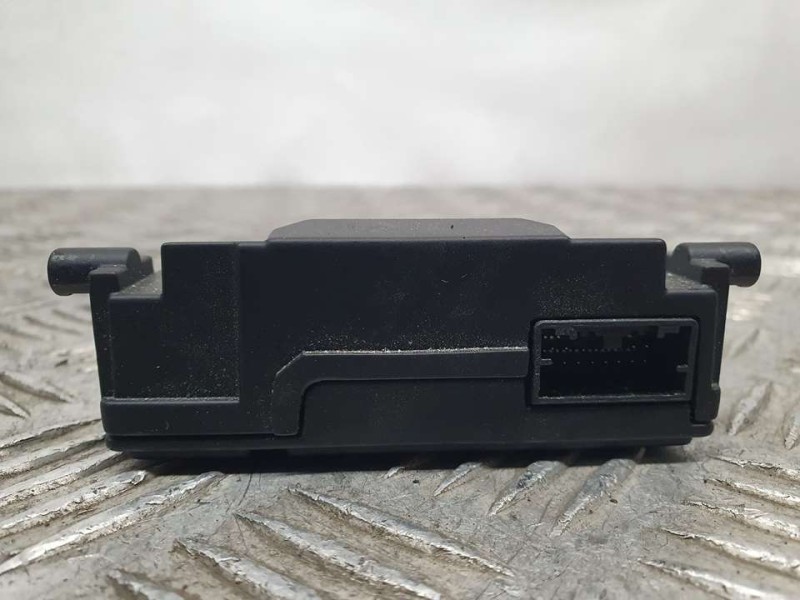 Recambio de camara para ford kuga st-line referencia OEM IAM LV4T19H406CF  