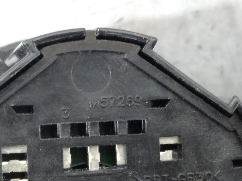 Recambio de interruptor para toyota hilux (gun1) double cab gx 4x4 referencia OEM IAM m57269  