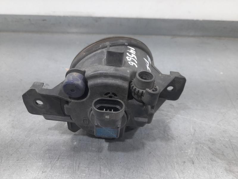 Recambio de faro antiniebla derecho para nissan nv 400 l1h1 3,3t pro referencia OEM IAM 8200002470  