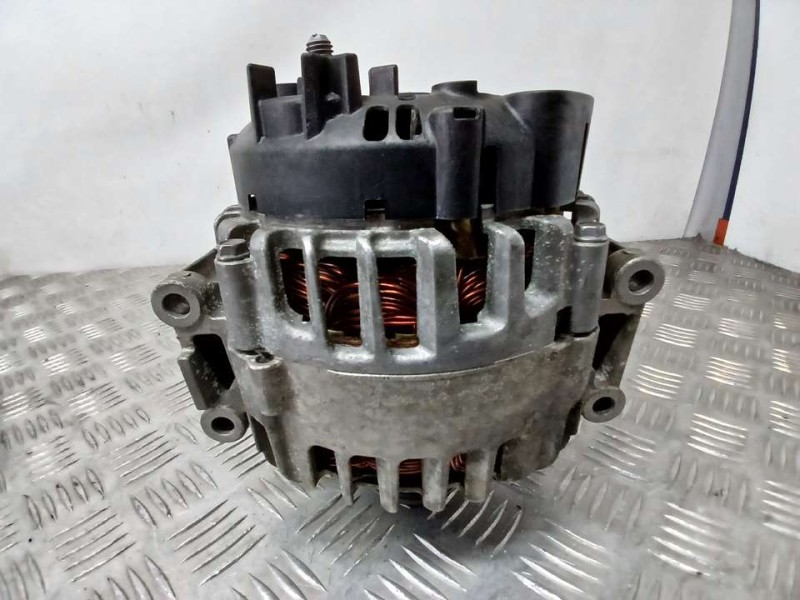 Recambio de alternador para audi a3 sportback (8va) ambiente referencia OEM IAM 06J903023H 2611730C VALEO