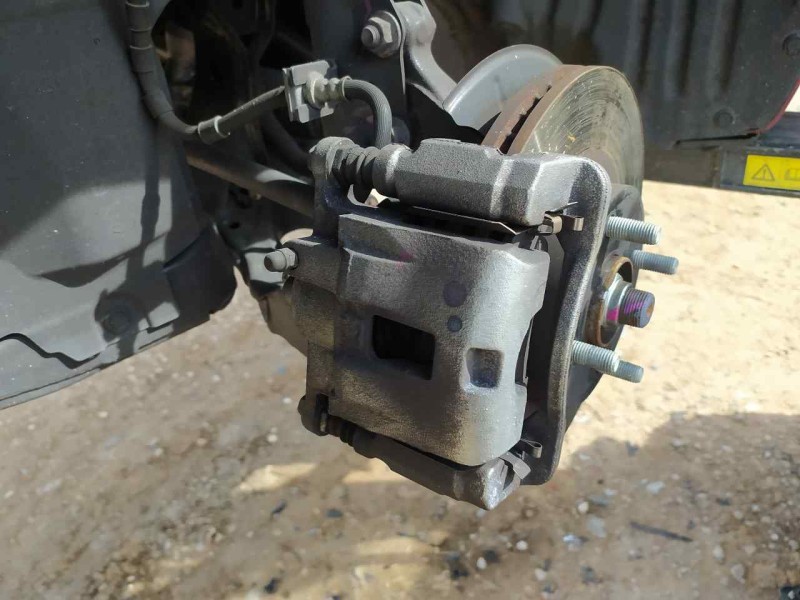 Recambio de pinza freno delantera izquierda para mazda 2 lim. () black tech edition referencia OEM IAM DAY43399Z  